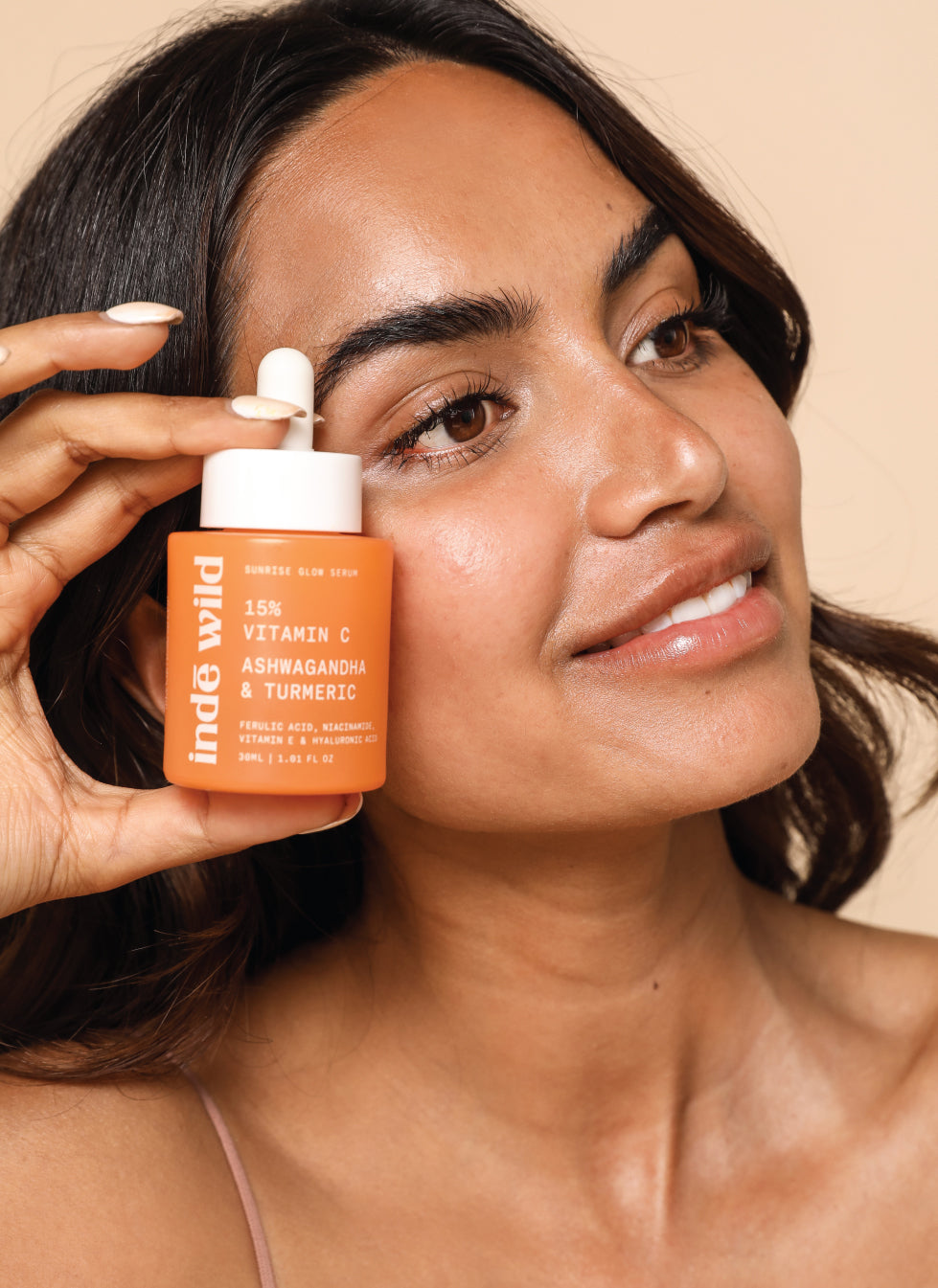 Diipa’s Summertime Tips to Lock in AM-Serum Freshness